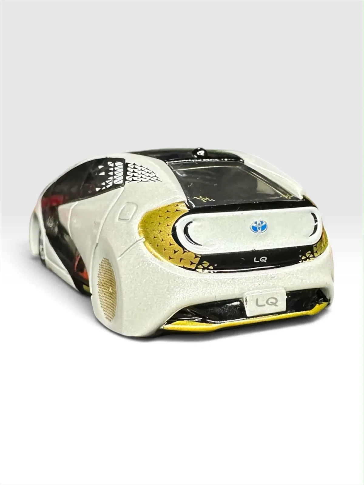 2019 Toyota LQ White: No Package: Image 3