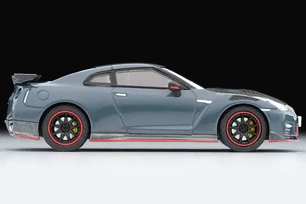 2022 Nissan GT-R Nismo Special Edition 2022 model Grey: No Package: Image 5