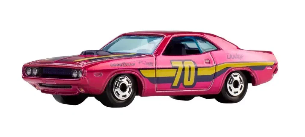 2027 70 Dodge Hemi Challenger Pink: No Package: Image 3
