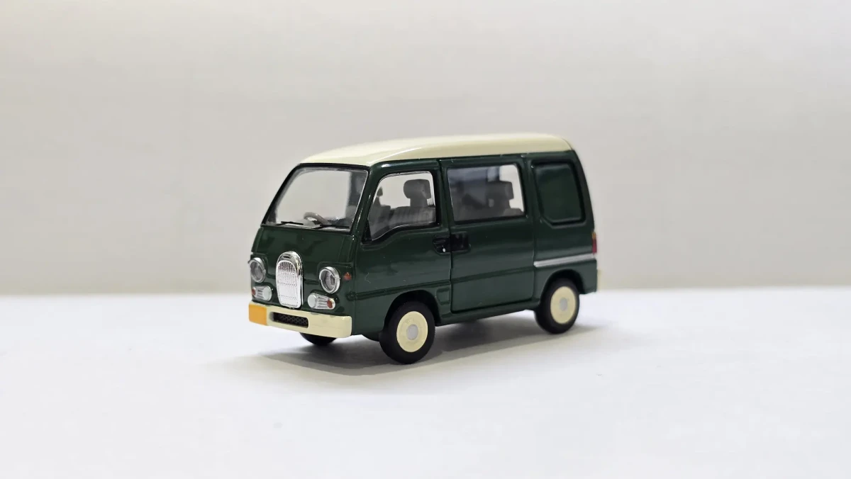 2025 Subaru Sambar Dias Classic Green: No Package: Image 2