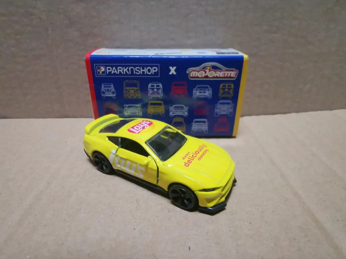 2021 Ford Mustang GT Yellow: Blister: Image 2