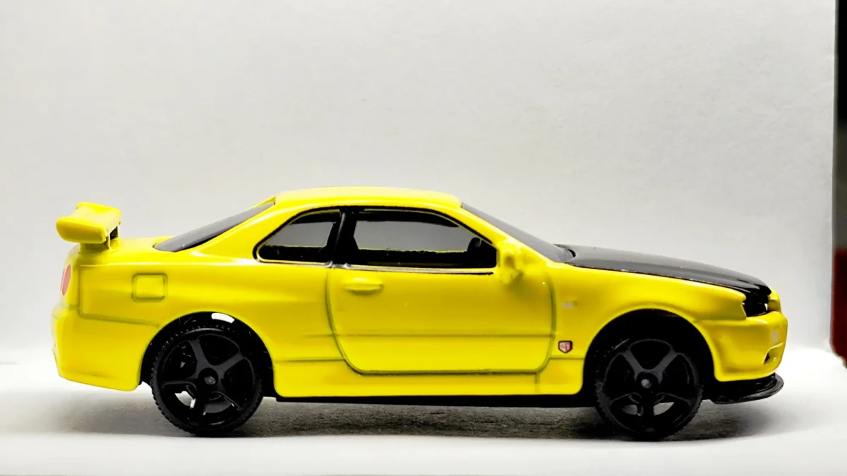 2025 Nissan Skyline GT-R (R34) Yellow: No Package: Image 3