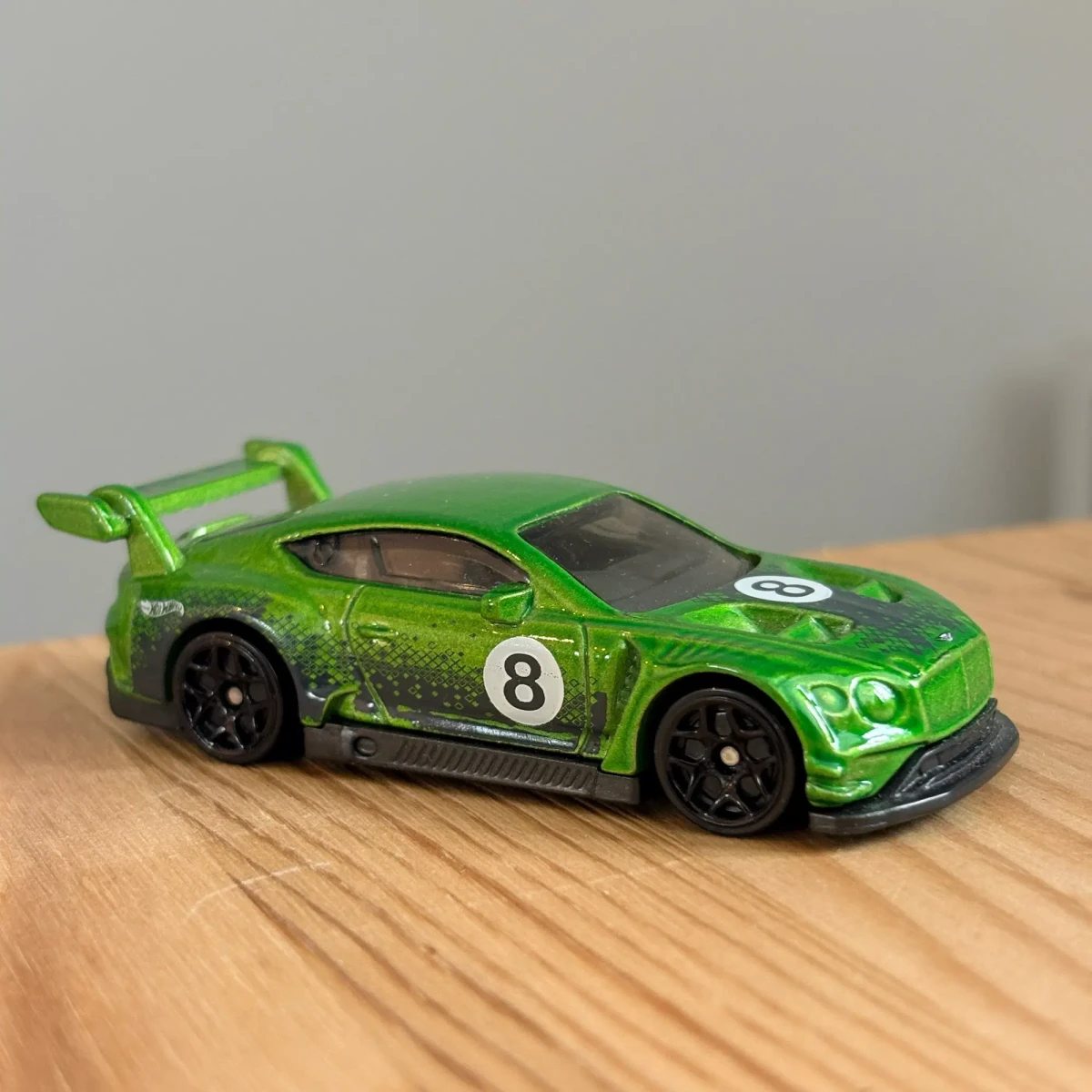 2020 2018 Bentley Continental GT3 Green: No Package: Image 6