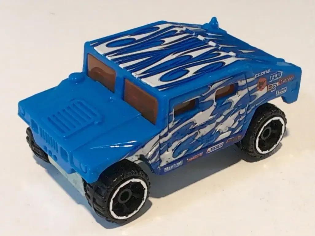 2019 Humvee Blue: No Package: Image 2