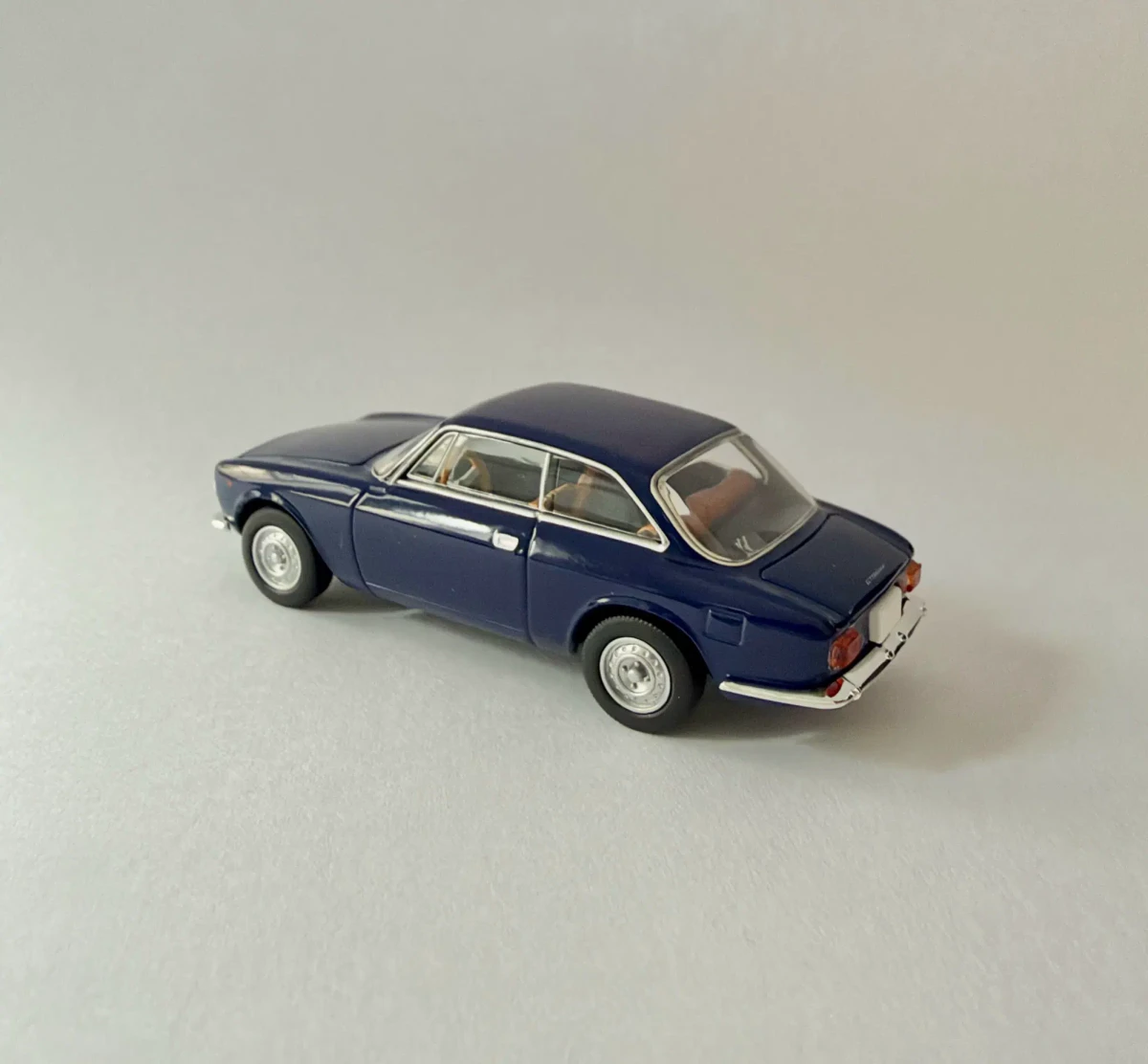 2026 Alfa Romeo GT 1300 Blue: No Package: Image 4