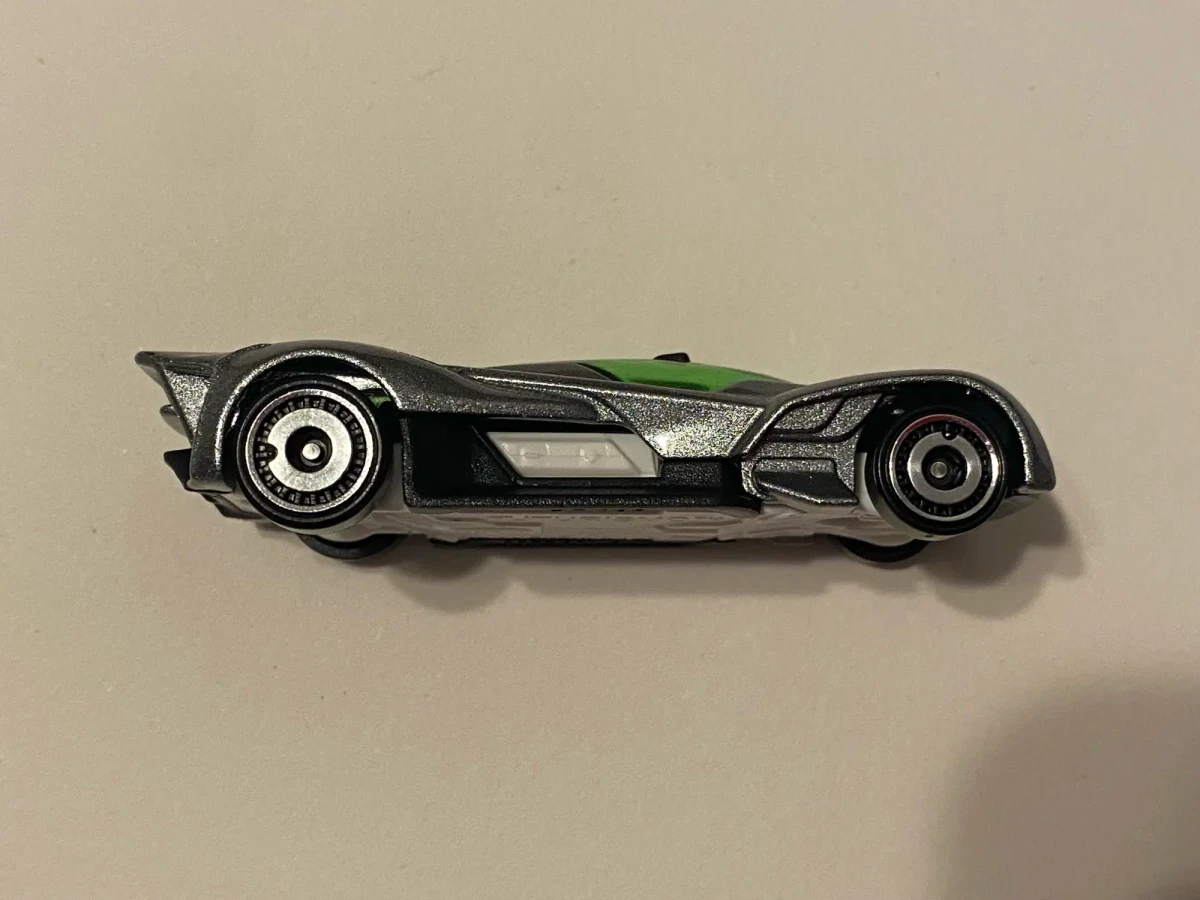2025 Futurismo Silver: No Package: Image 5