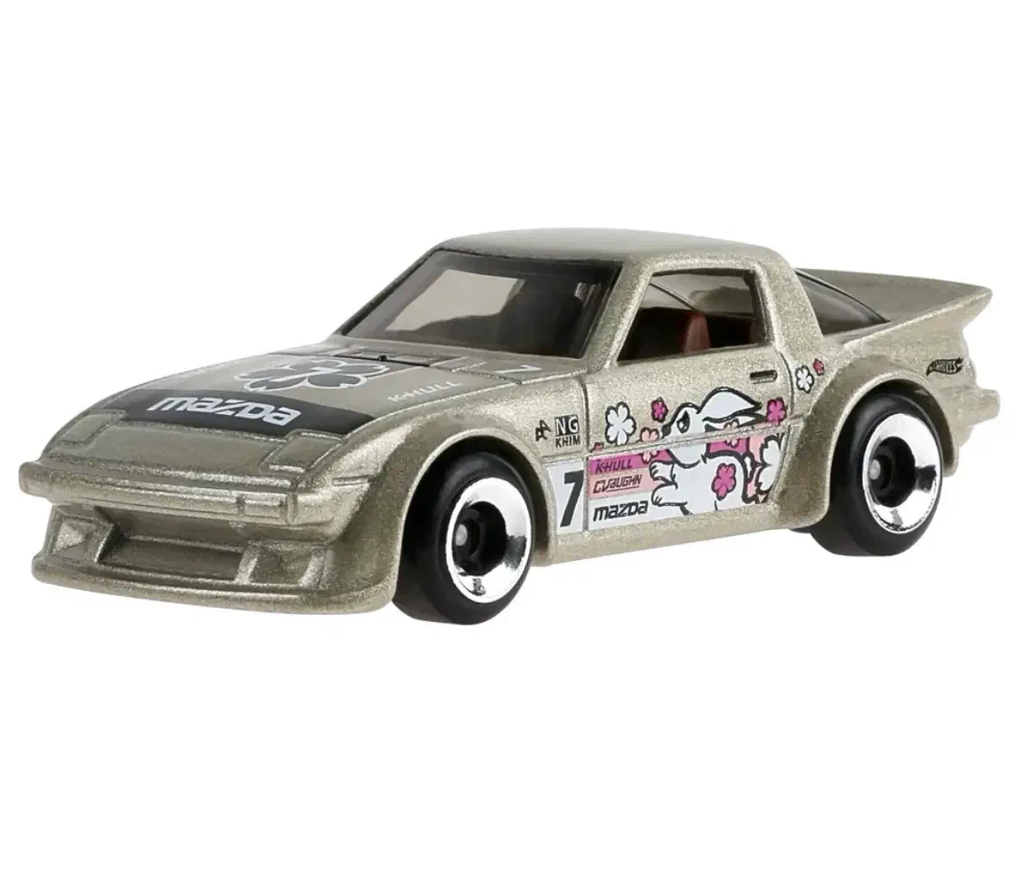 2026 Mazda RX-7 Beige: No Package: Image 7