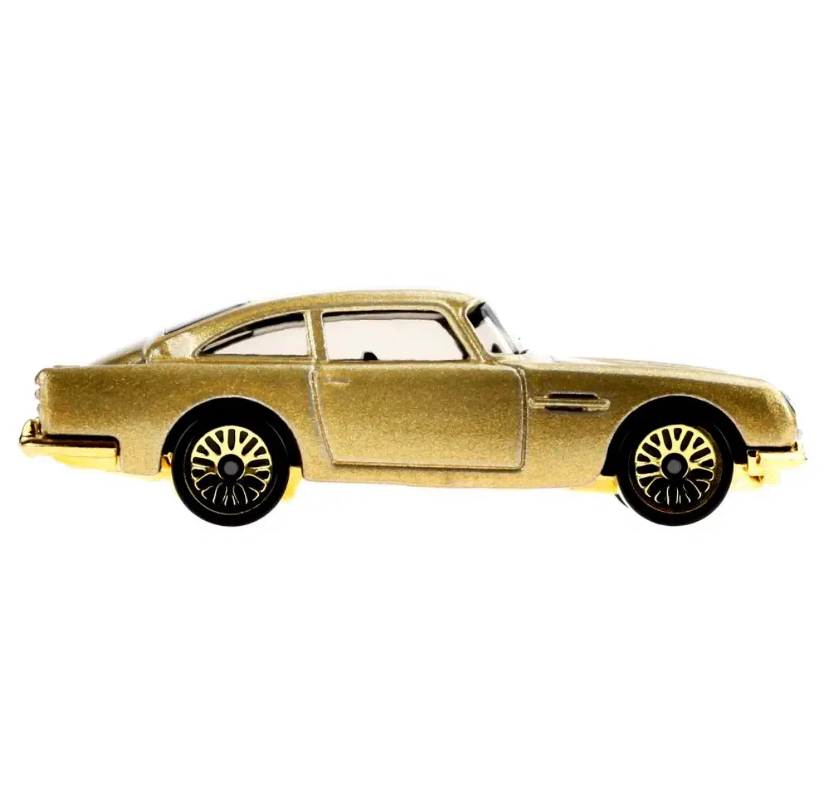 2022 Aston Martin 1963 DB5 Gold: No Package: Image 4
