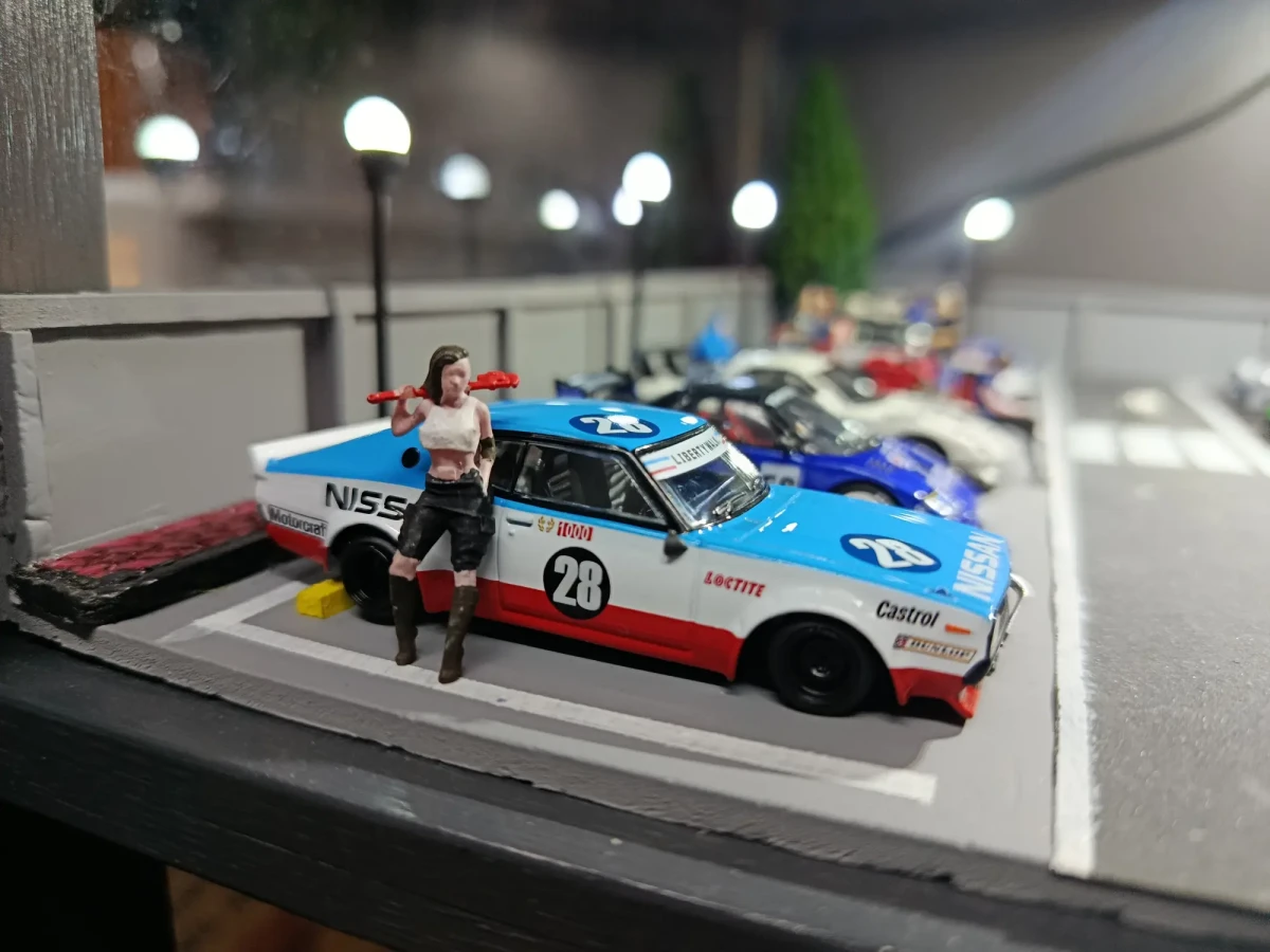 2026 Nissan Skyline Kenmeri Liberty Walk White: No Package: Image 4