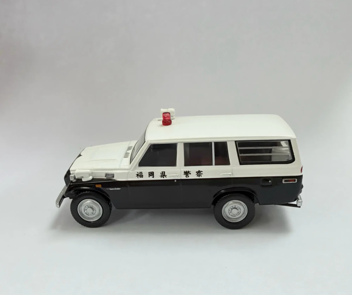 2010 Toyota Land Cruiser FJ56V Type White: No Package: Image 3