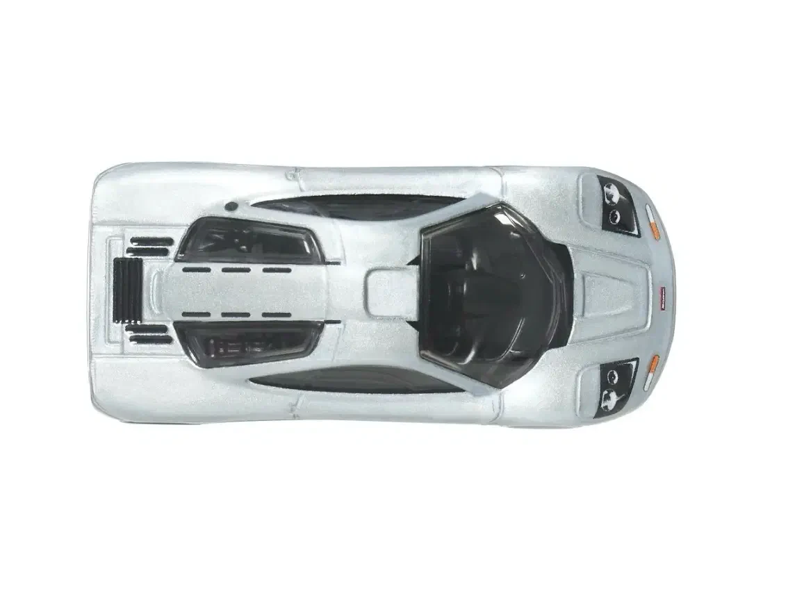 2025 McLaren F1 Silver: No Package: Image 6