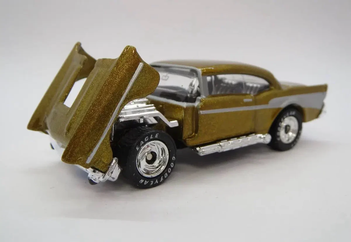1997 57 Chevy Gold: No Package: Image 5