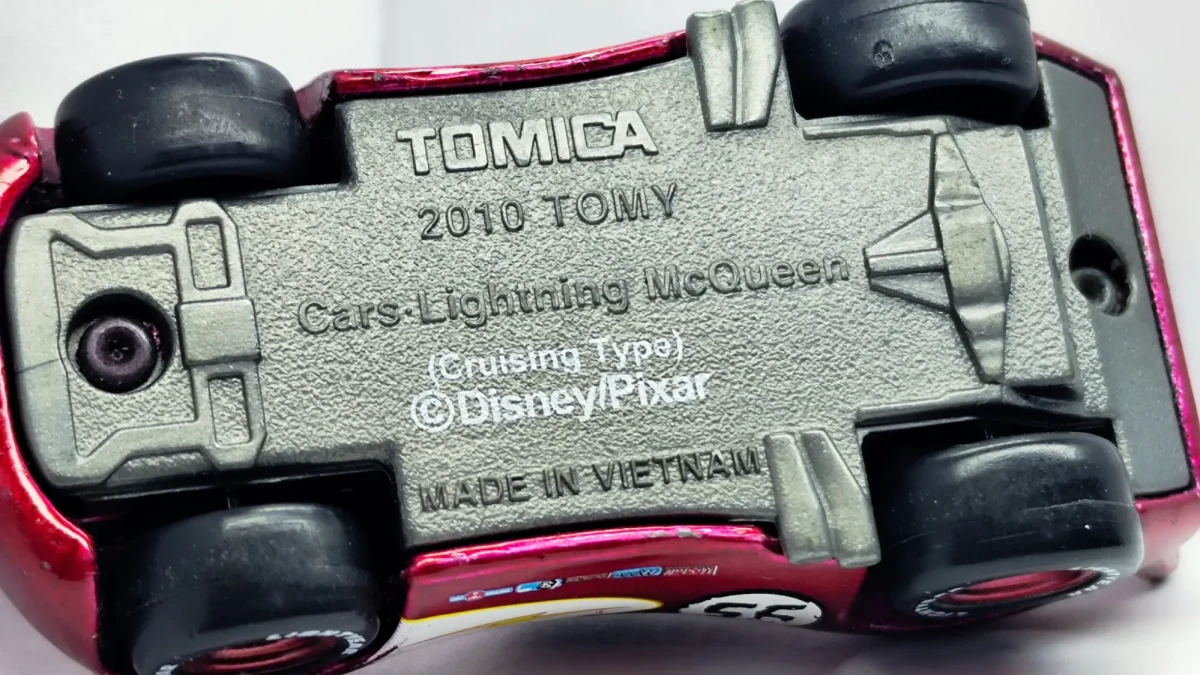 2011 Lightning McQueen (Cruising Type) Burgundy: No Package: Image 2