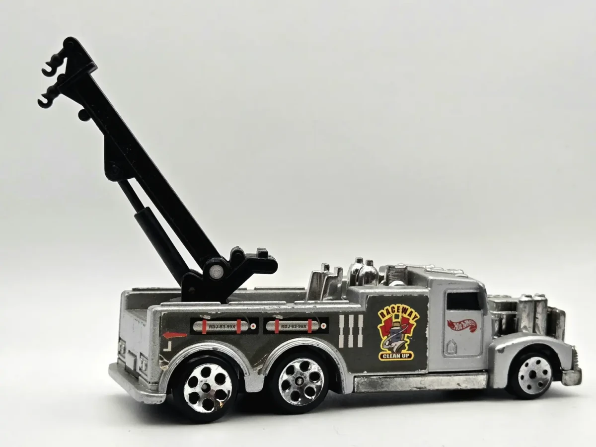 2001 Hot Rod Crane Truck Silver: No Package: Image 3