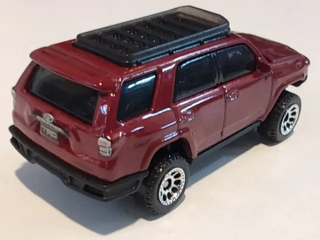 2027 2019 Toyota 4Runner Ruby Red: No Package: Image 2