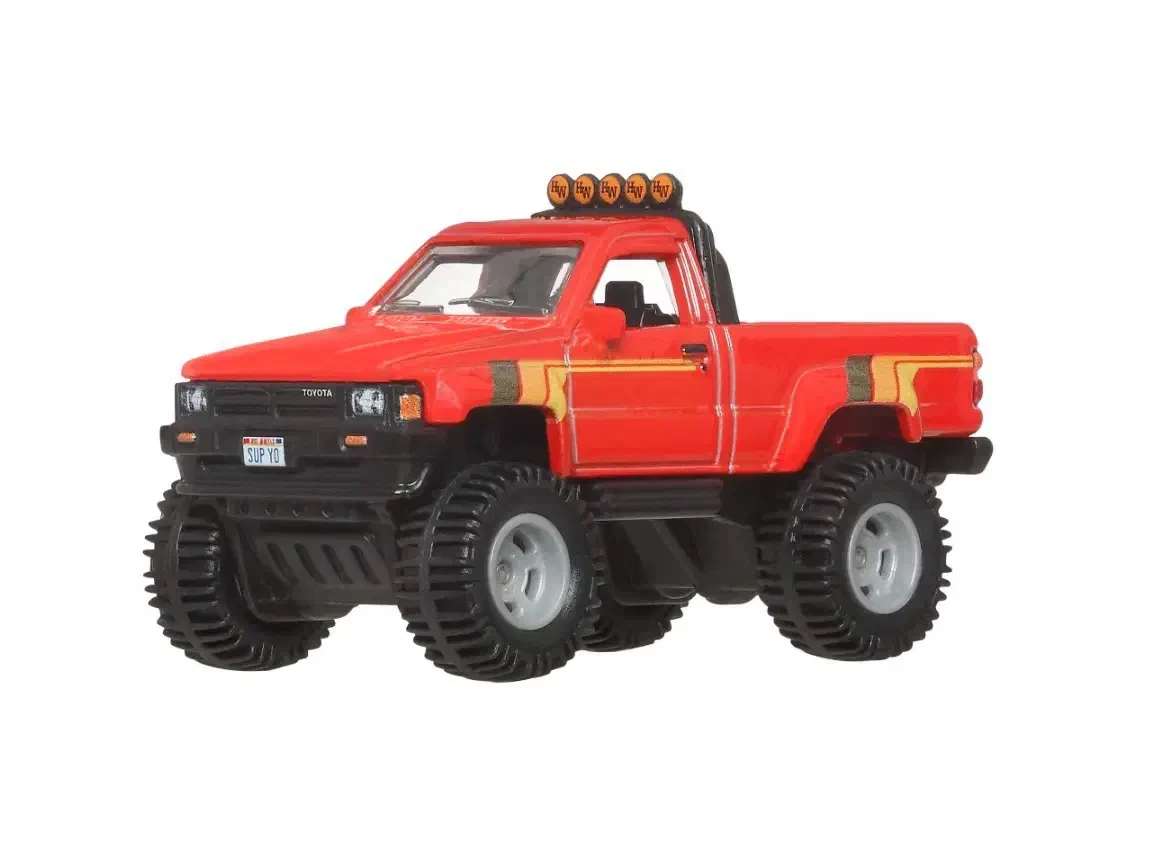 2025 1987 Toyota Pickup Truck Red: No Package: Image 2