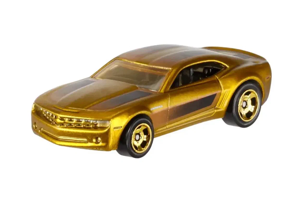 2014 Chevy Camaro Concept Gold: No Package: Image 2