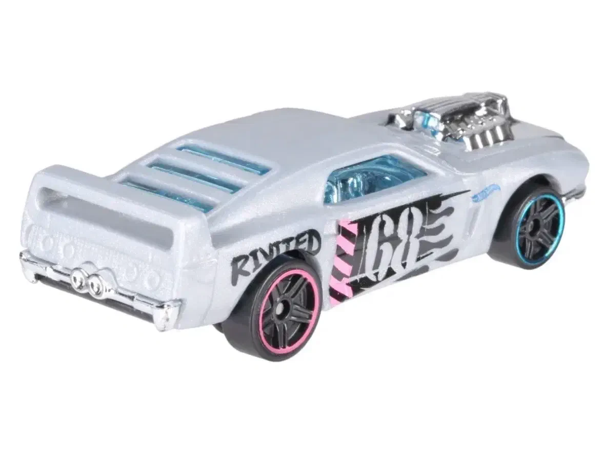 2018 Rivited Silver: No Package: Image 3