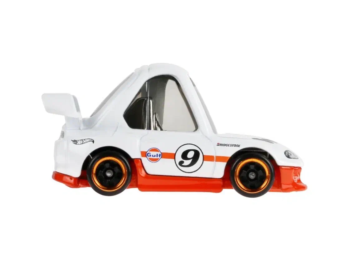 2025 94 Toyota Supra White: No Package: Image 4