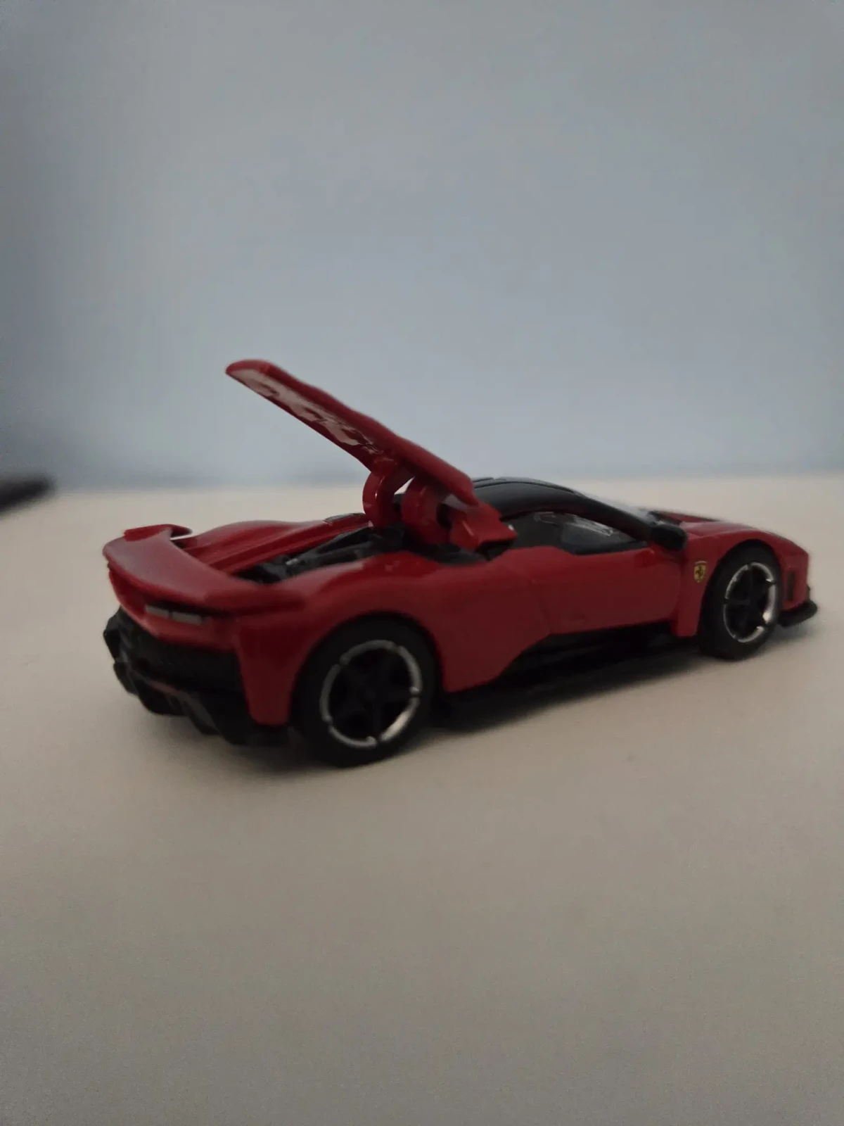 2026 Ferrari F80 Red: No Package: Image 2