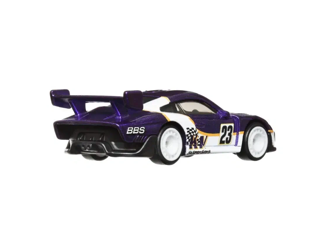 2023 Porsche 935 White: No Package: Image 3