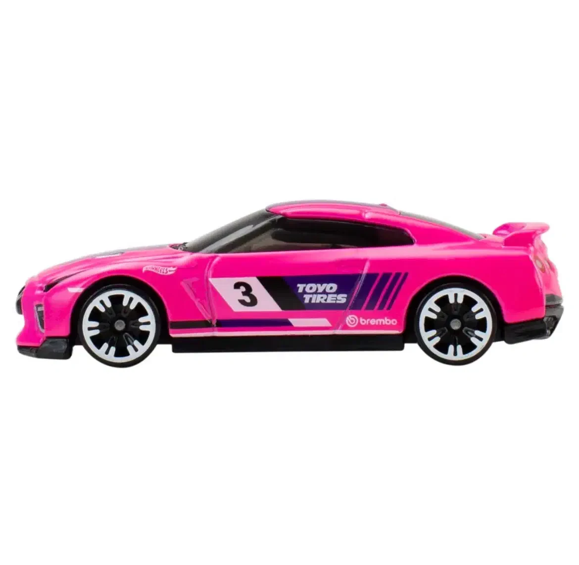 2026 2017 Nissan GT-R (R35) Pink: No Package: Image 3