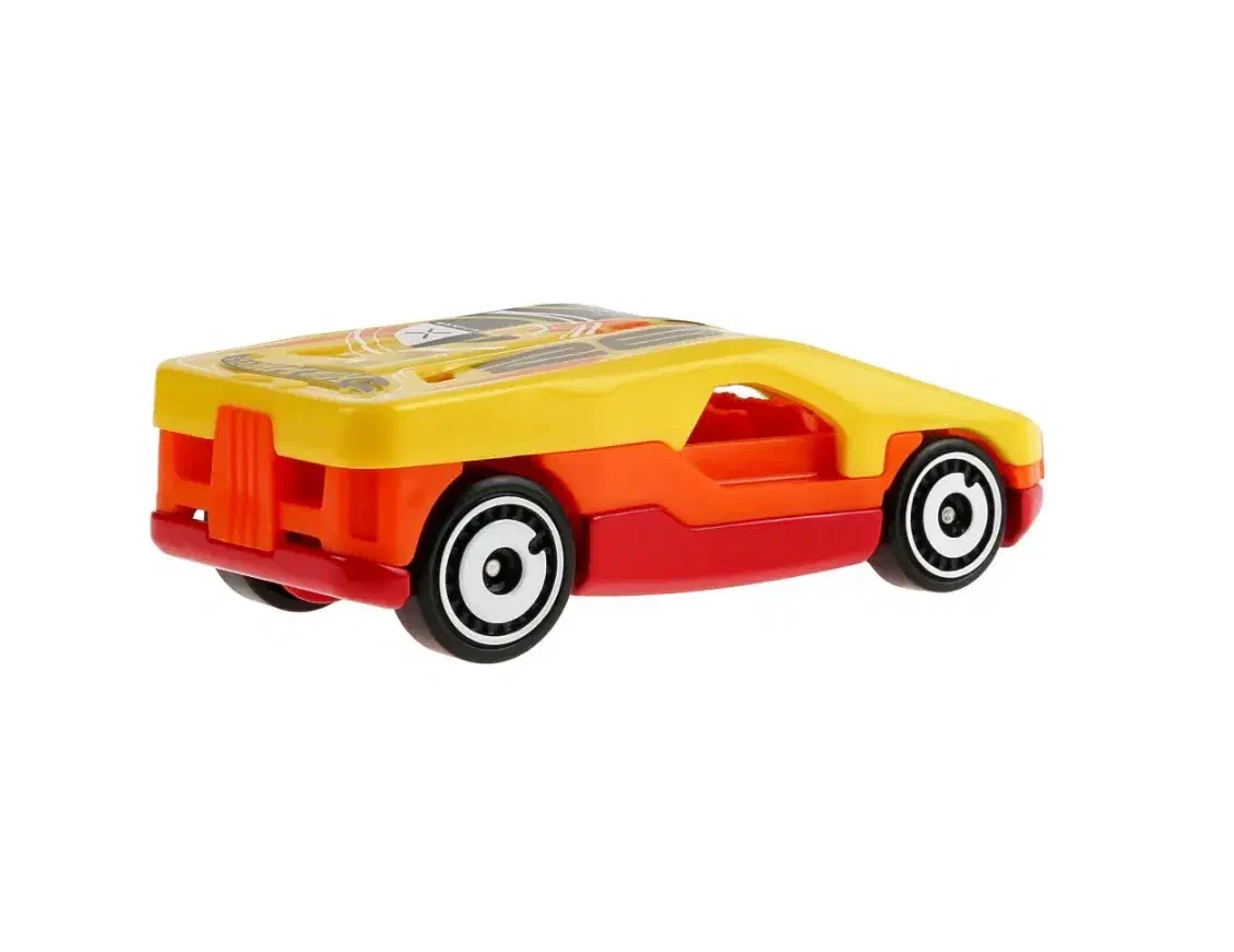 2026 HW Test Ride Yellow: No Package: Image 7