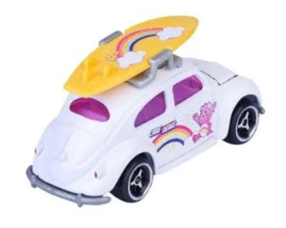 2026 Volkswagen Beetle White: No Package: Image 3