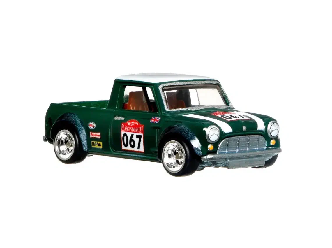 2025 Morris Mini & '67 Austin Mini Pickup Red: No Package: Image 4