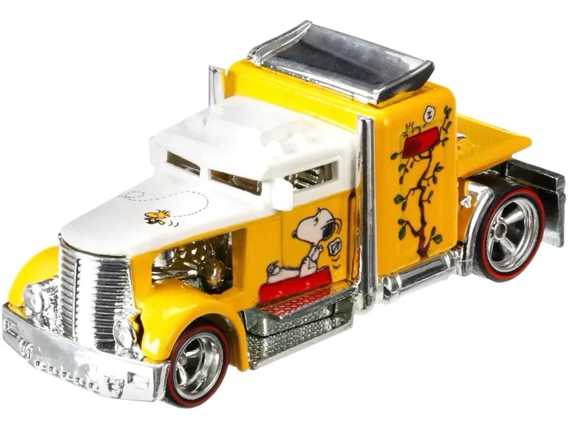 2014 Convoy Custom Yellow: No Package: Image 2