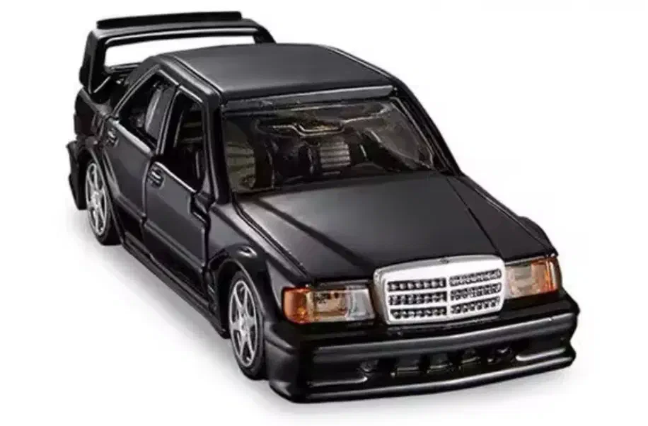 2025 Mercedes-Benz 190E 2.5-16 Evolution II Black: No Package: Image 3