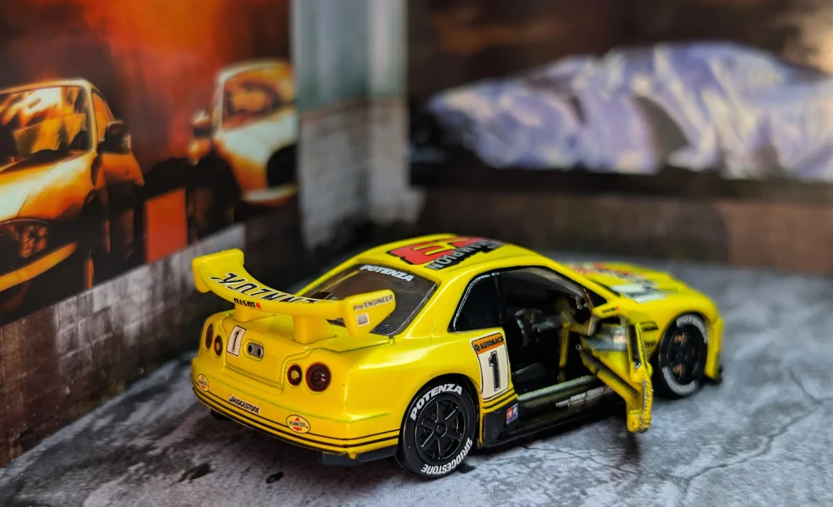 2025 Pennzoil Nismo GT-R Yellow: No Package: Image 4