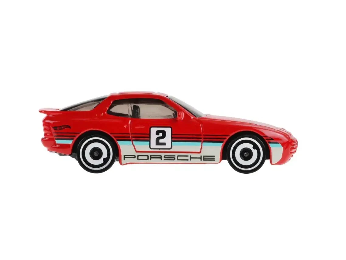 2024 89 Porsche 944 Turbo Red: No Package: Image 4