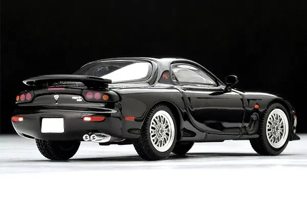 2018 ɛ̃fini RX-7 Type RZ Black: No Package: Image 3