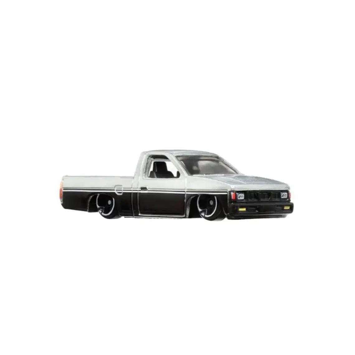 2024 93 Nissan D21 Hard Body Custom Pickup ZAMAC: No Package: Image 7