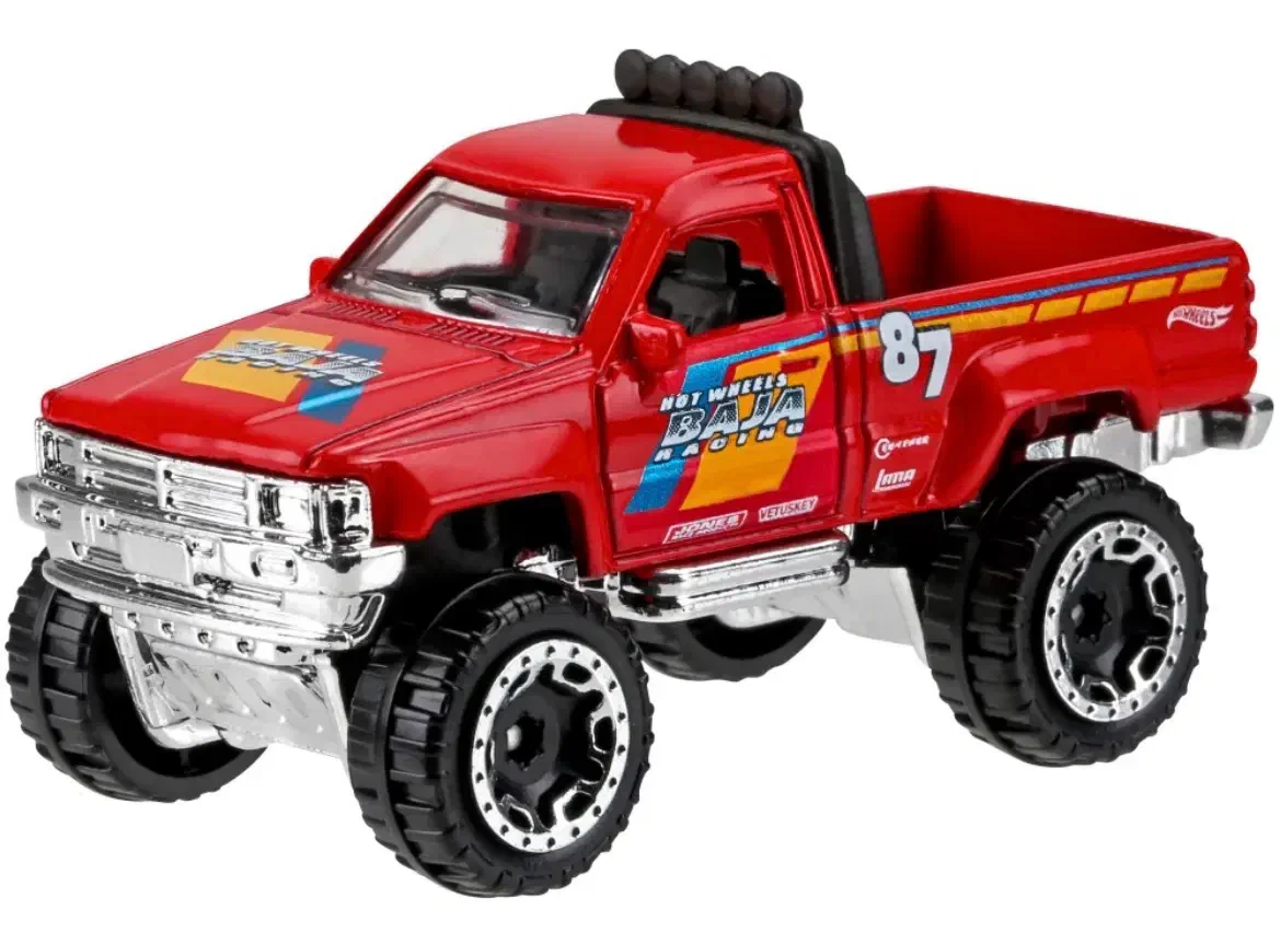 2017 1987 Toyota Pickup Truck Red: No Package: Image 2