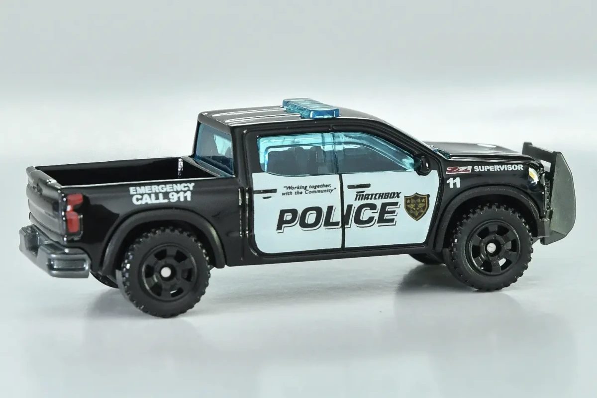 2026 2024 Chevrolet Silverado PPV Truck Black: No Package: Image 5