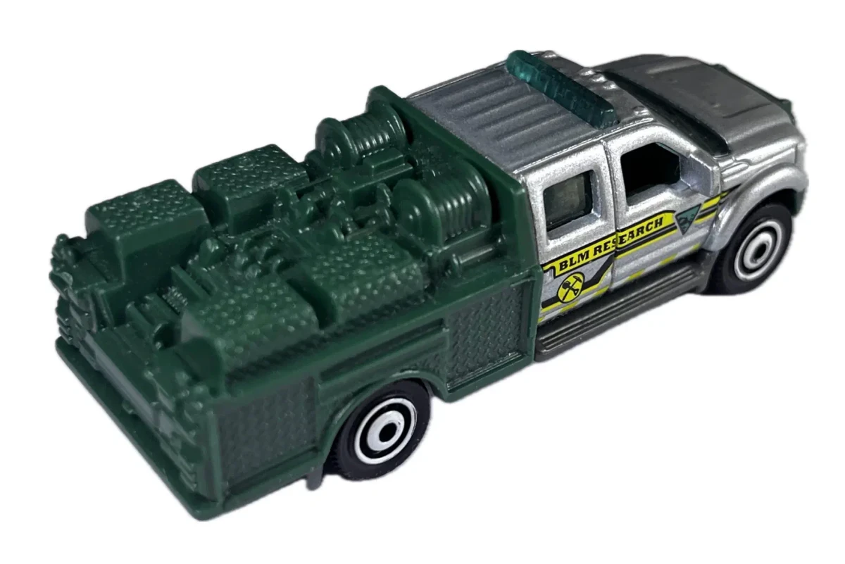 2017 Ford F-550 Super Duty Silver: No Package: Image 5