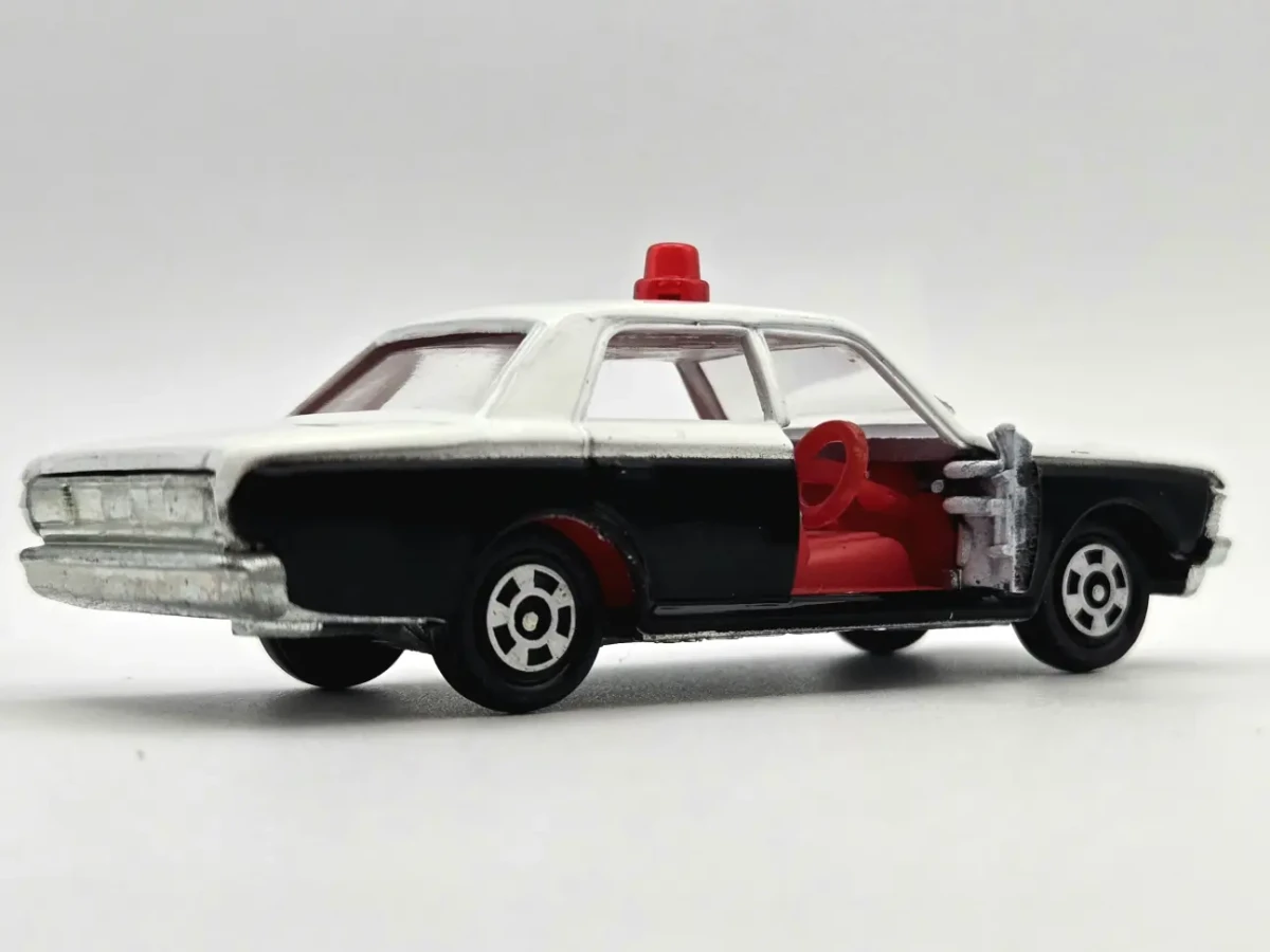 1997 Crown Patrol Car Black: No Package: Image 4