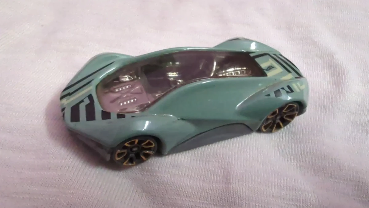 2019 Exotique Green: No Package: Image 3