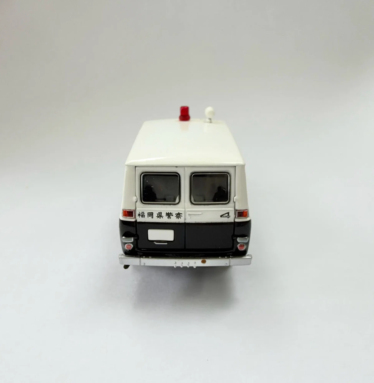 2010 Toyota Land Cruiser FJ56V Type White: No Package: Image 5