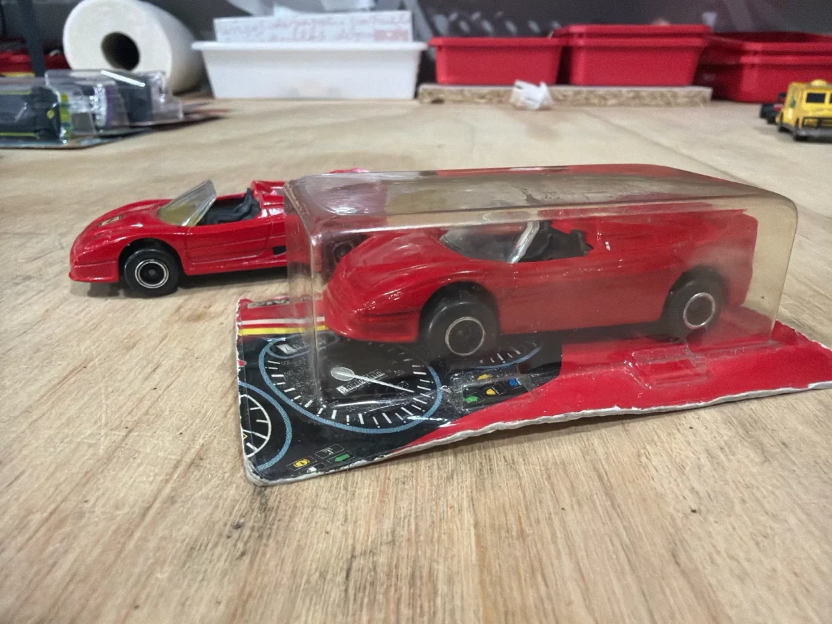 1999 Ferrari F50 Red: No Package: Image 3