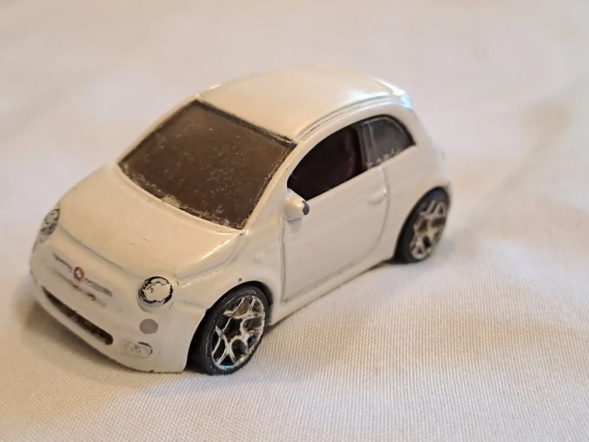 2014 Fiat 500 White: No Package: Image 3