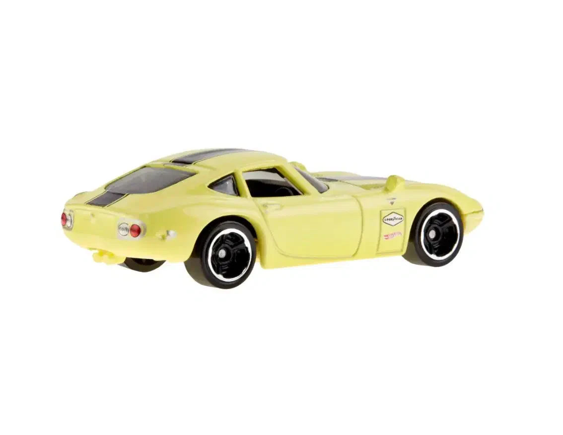 2023 Toyota 2000 GT Yellow: No Package: Image 5