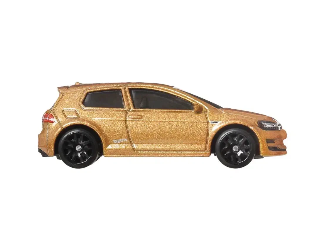 2025 Volkswagen Golf MK7 Gold: No Package: Image 3