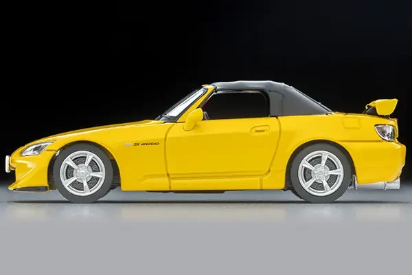 2027 Honda S2000 Type S Yellow: No Package: Image 5