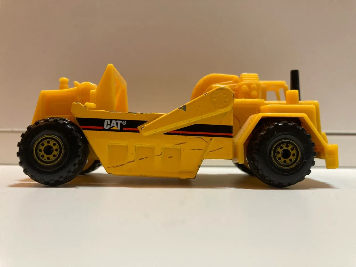 1997 Scraper Yellow: No Package: Image 2