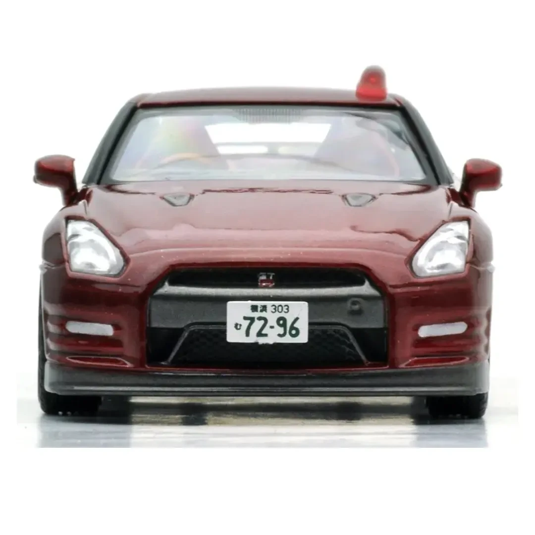 2016 Dangerous Detective 01 Nissan GT-R 2014 (Red) Ruby Red: No Package: Image 2