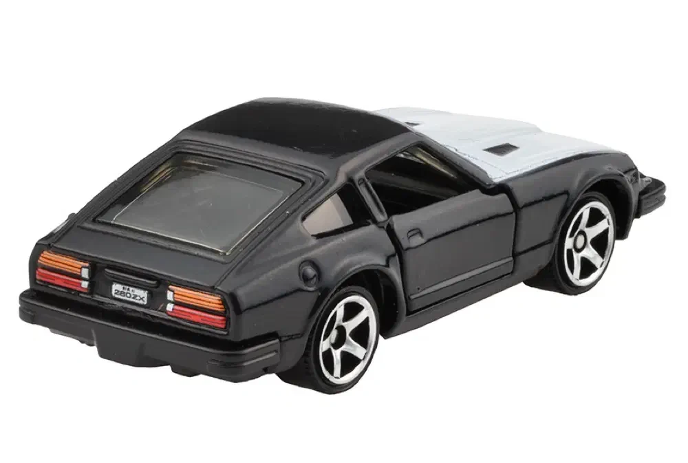 2022 Datsun 280 ZX Black: No Package: Image 4