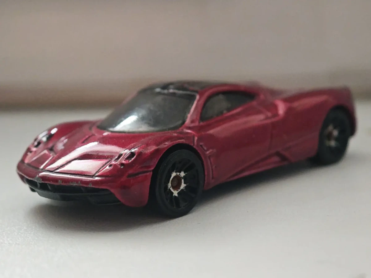 2013 Pagani Huayra Red: No Package: Image 2